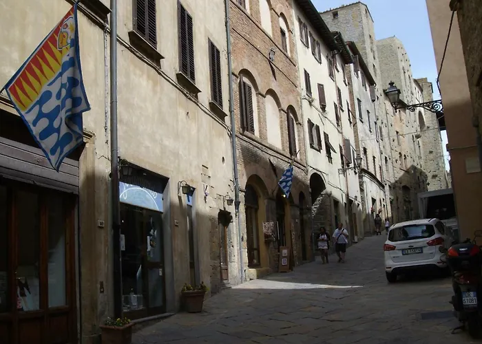 Volterracentro * فولتيرا